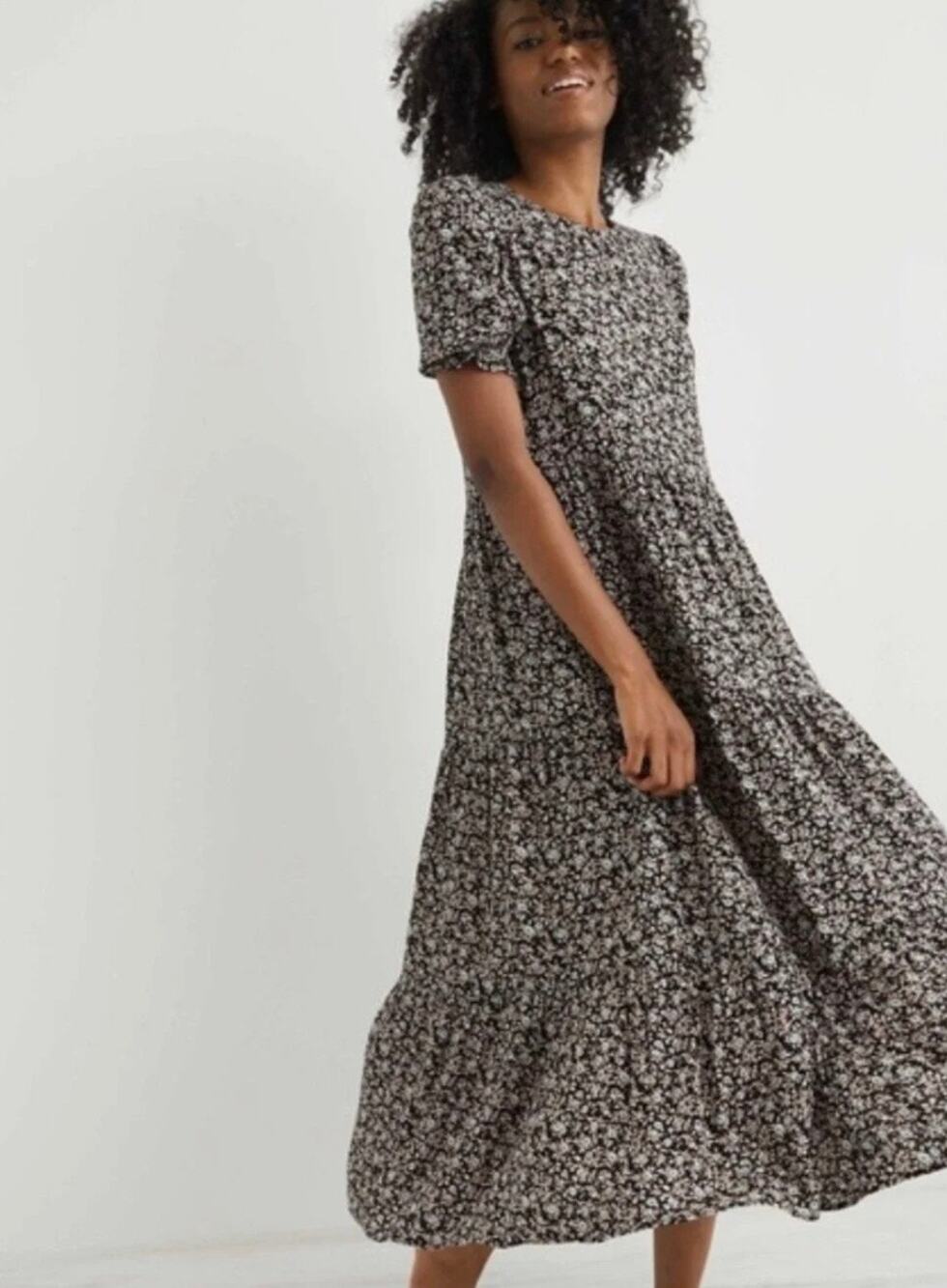 Aerie Garden Party Tiered Midi Dress - Black Floral Short Sleeve 100% Viscose